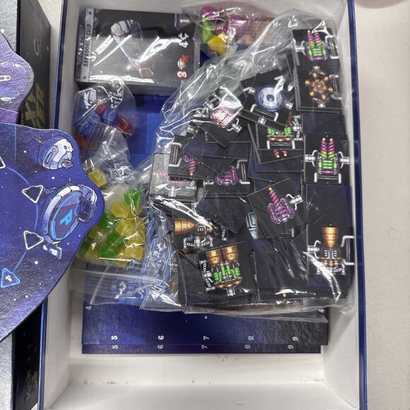 Galaxy Trucker - 2nd Edition by CGE and Vlaada Chvatil complete - Picture 6 of 10